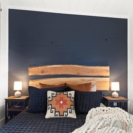 Charming & Freshly Restored Farmhouse 1 Mile From Center Of Stowe Kültér fotó